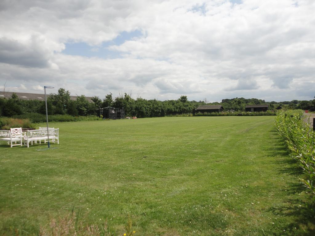 Willow Court Farm The Lodge & Petting Farm, 8 Mins From Legoland & Windsor, 15 Mins From Lapland Uk Ngoại thất bức ảnh